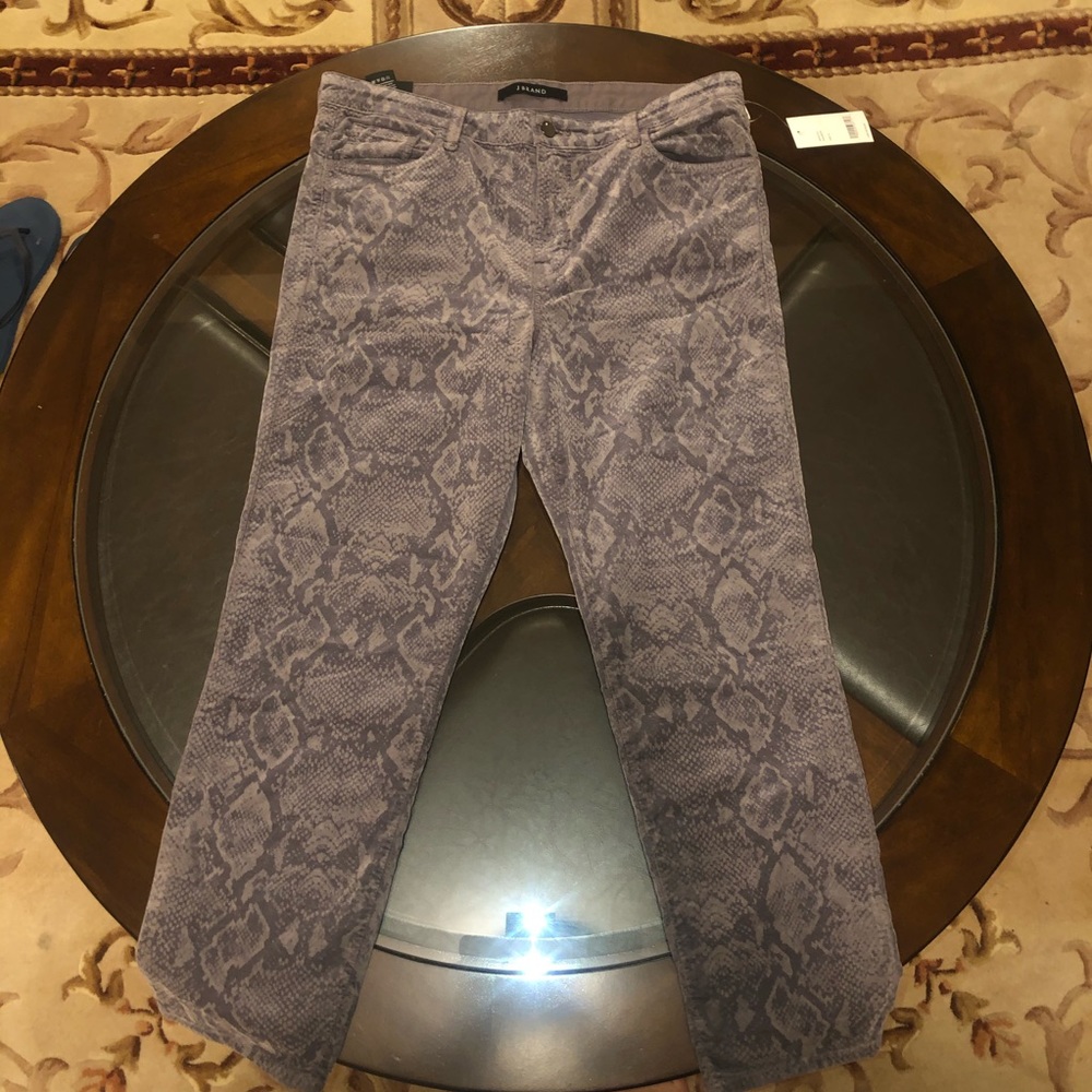 ❌SOLD❌J-Brand Velvety Snakeskin Jean🐍